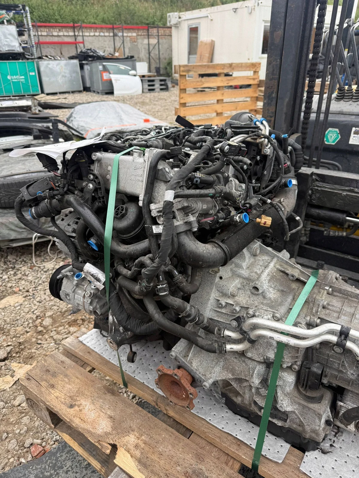 Audi A4 B9 A5 F5 2.0 TDI moottori image 3