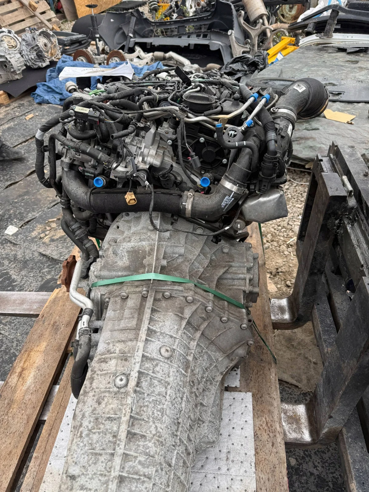 Audi A4 B9 A5 F5 2.0 TDI moottori image 4