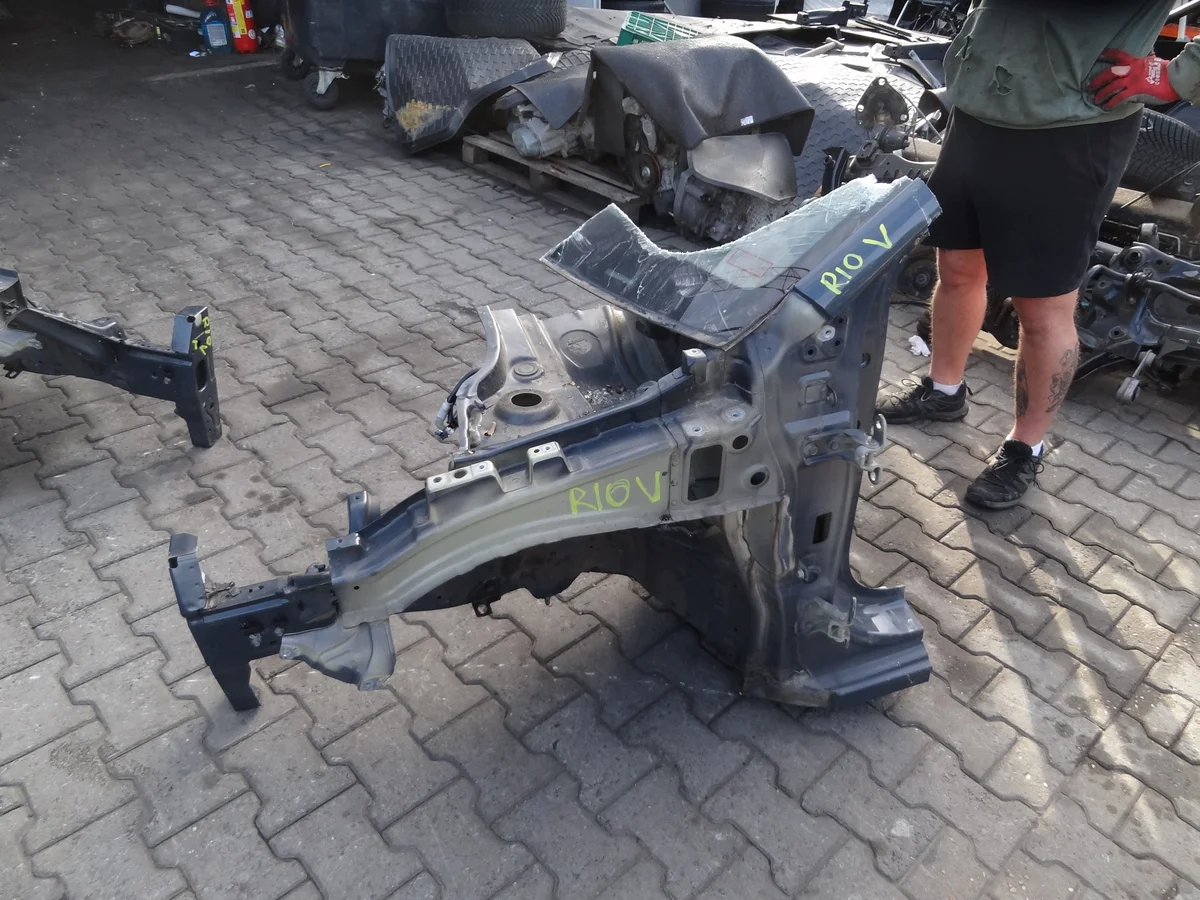 Podluznica Kia Rio IV 2021 Sinistra OE