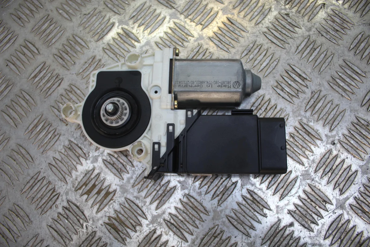 Fensterheber Motor Links Vorne VW Golf IV
