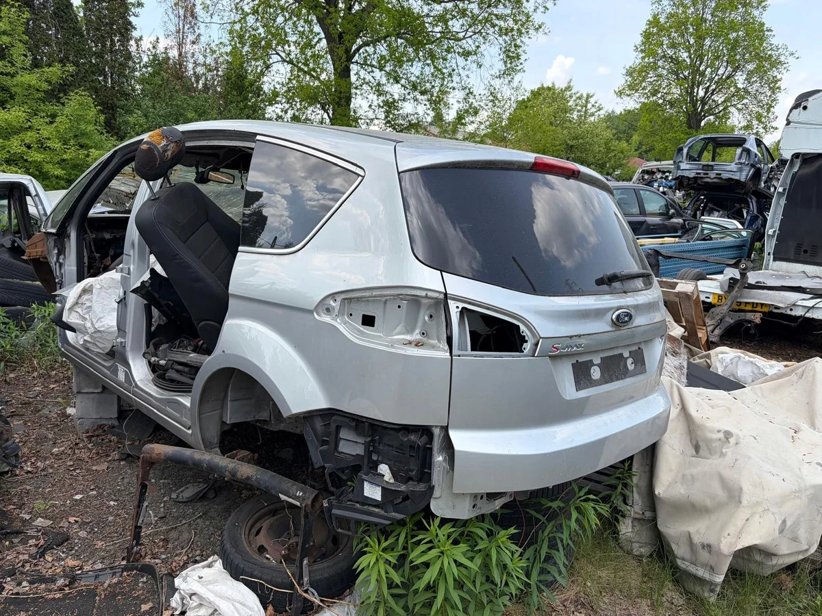 Takaluukku Ford S-Max MK1 2010-2015 image 3