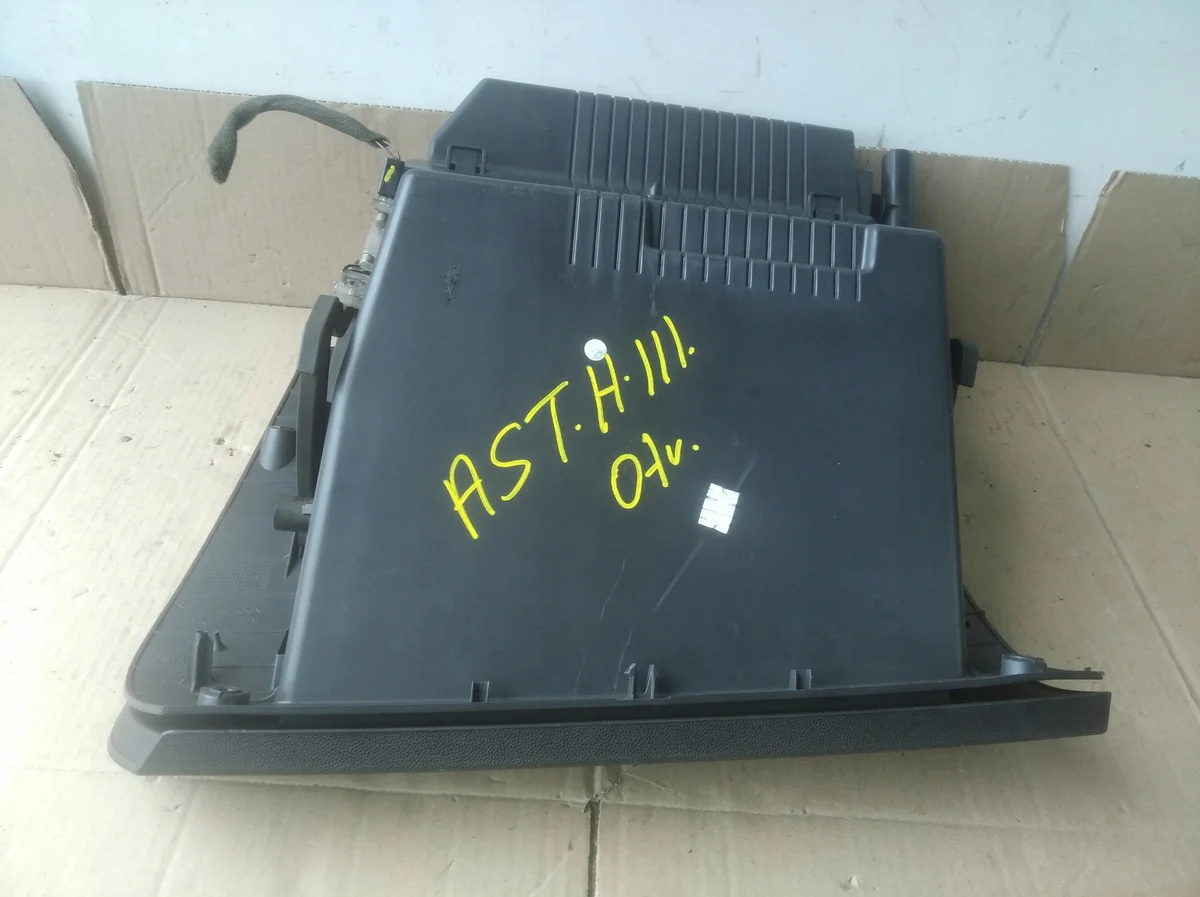 Dashboardkastje Opel Astra III H 13191459 image 3