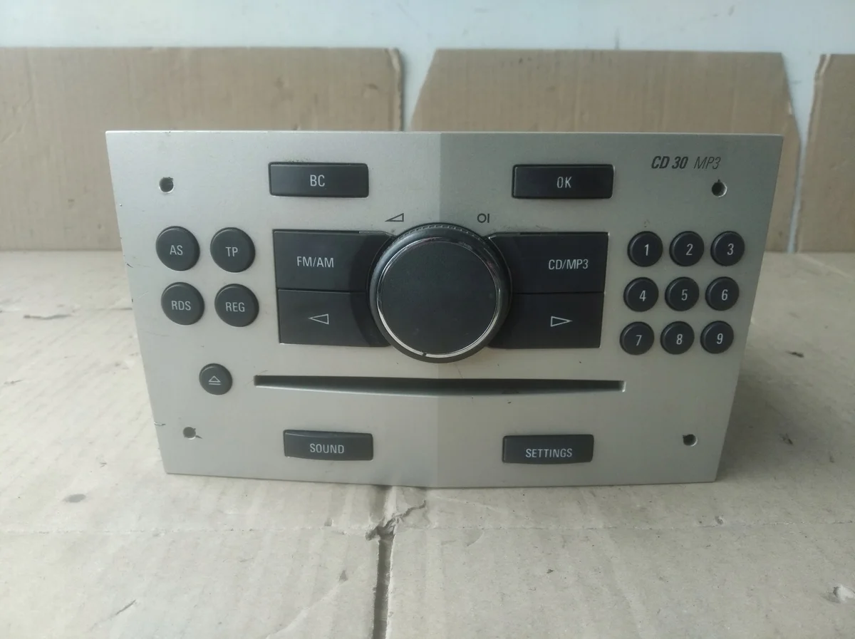Radio Opel Astra III H Zafira B 13255553