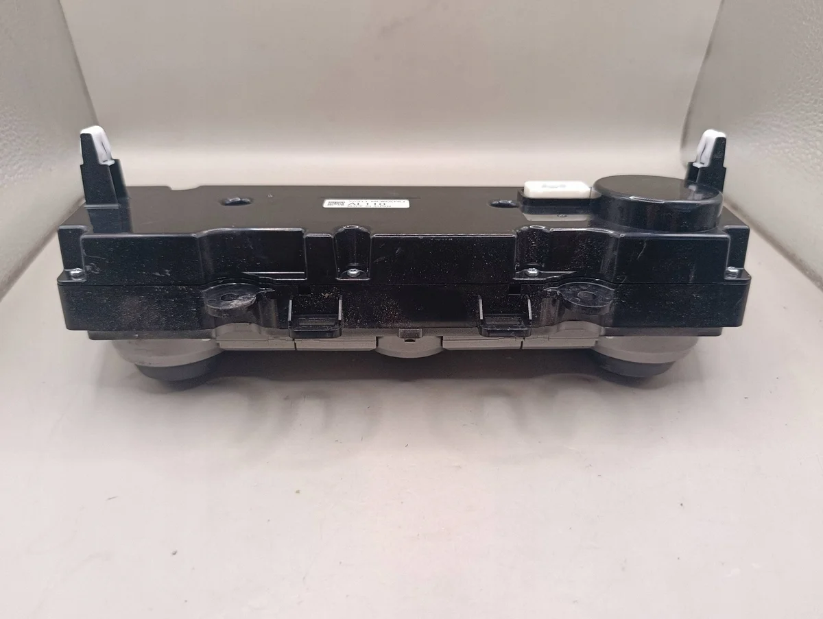 Subaru Outback (BS) Pannello Clima AL110 Usato image 4