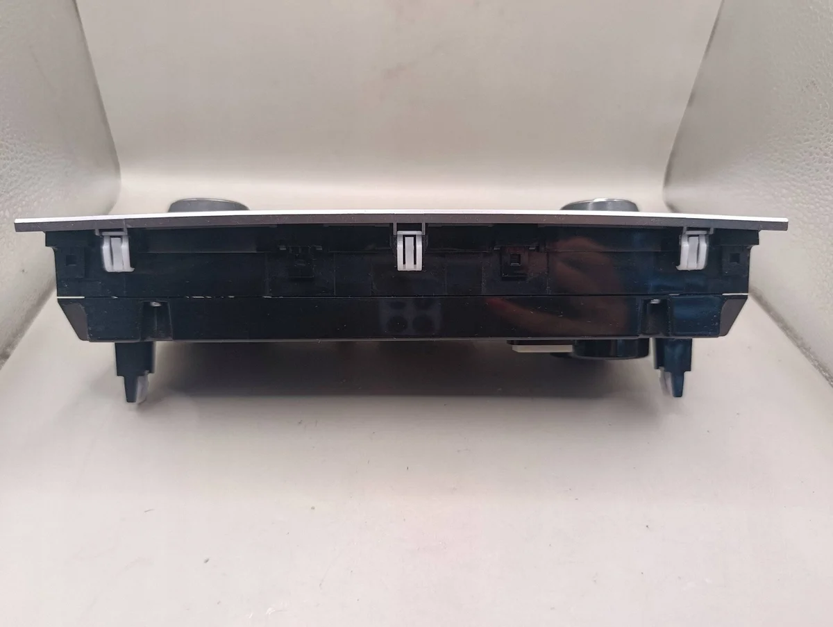 Subaru Outback (BS) Pannello Clima AL110 Usato image 5