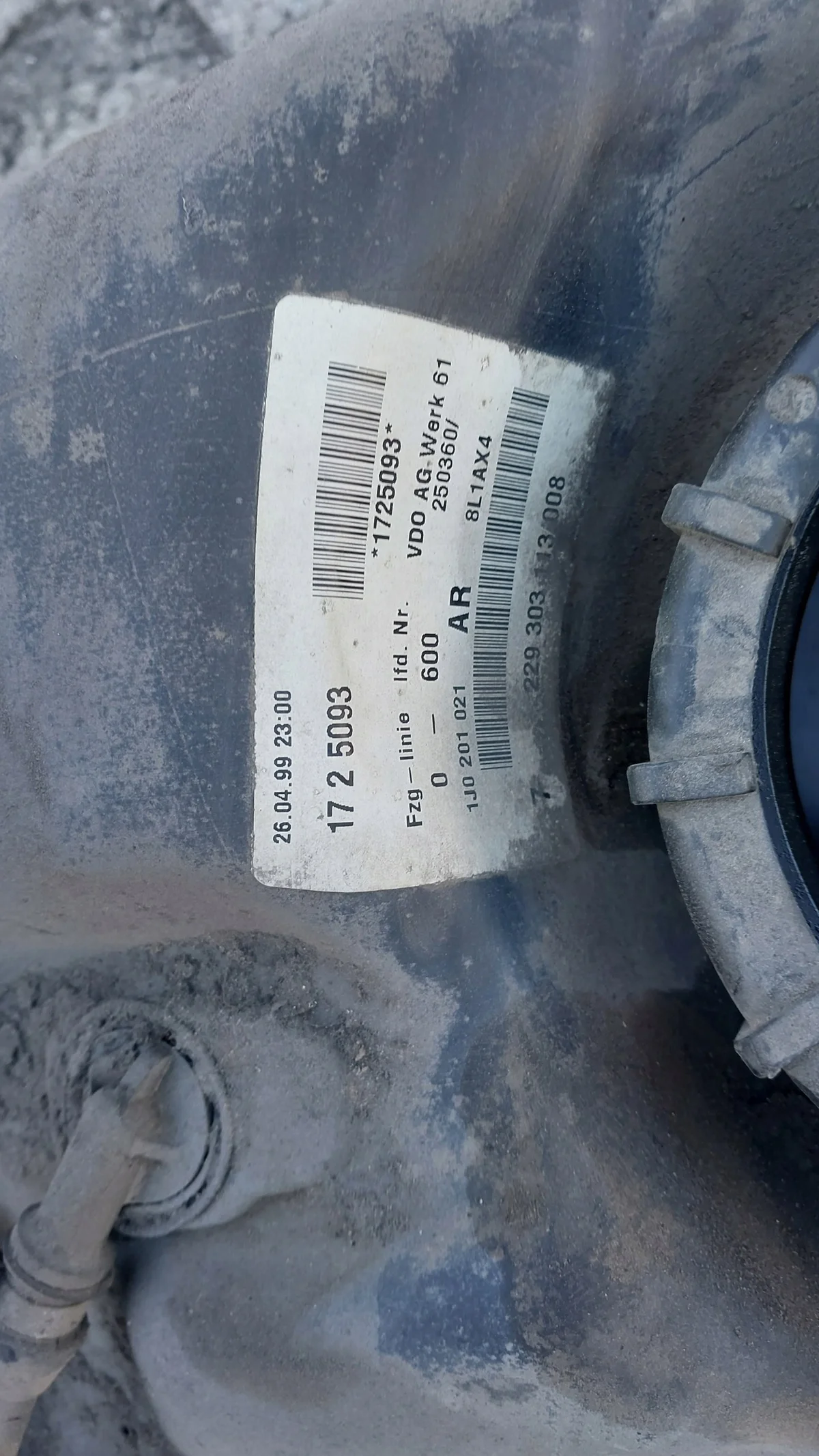 Depósito de combustible Audi A3 8L 1.9 TDI image 4
