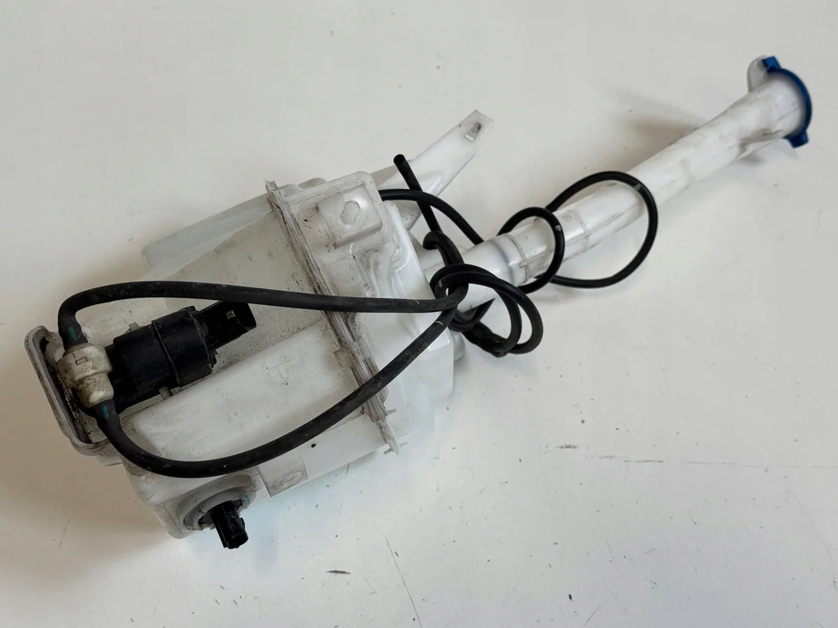 Réservoir lave-glace Hyundai Tucson IV (2020-) image 3