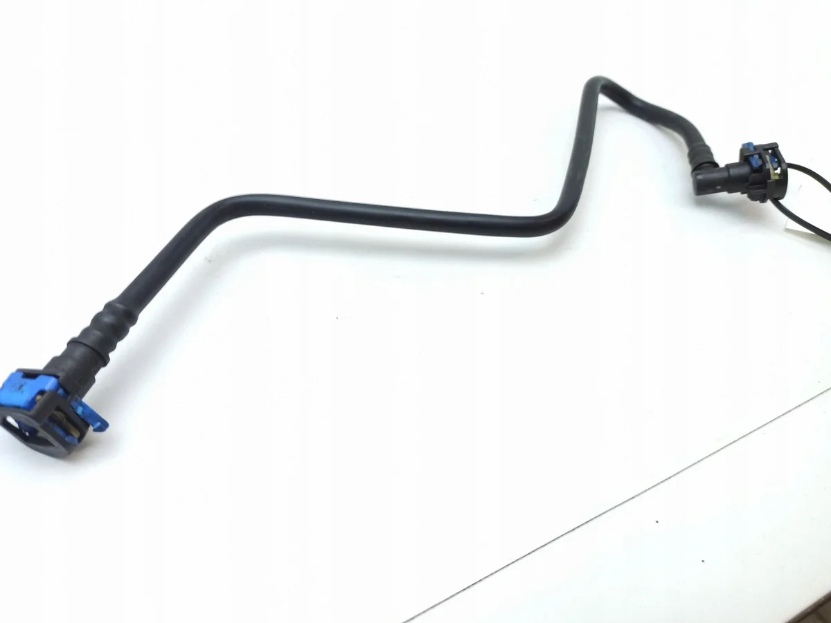 Tubo combustible Mercedes Sprinter A9104701100 image 4