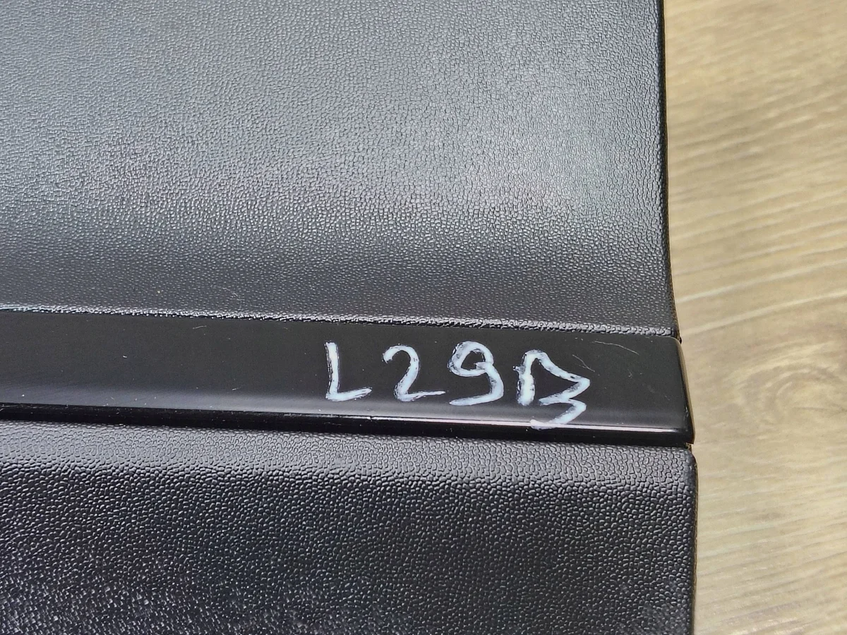 Zierleiste Tür vorne links Mercedes GLB X247 image 3