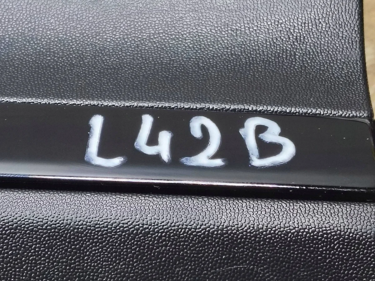 Listón Puerta Delantera Izquierda Mercedes GLB X247 image 4