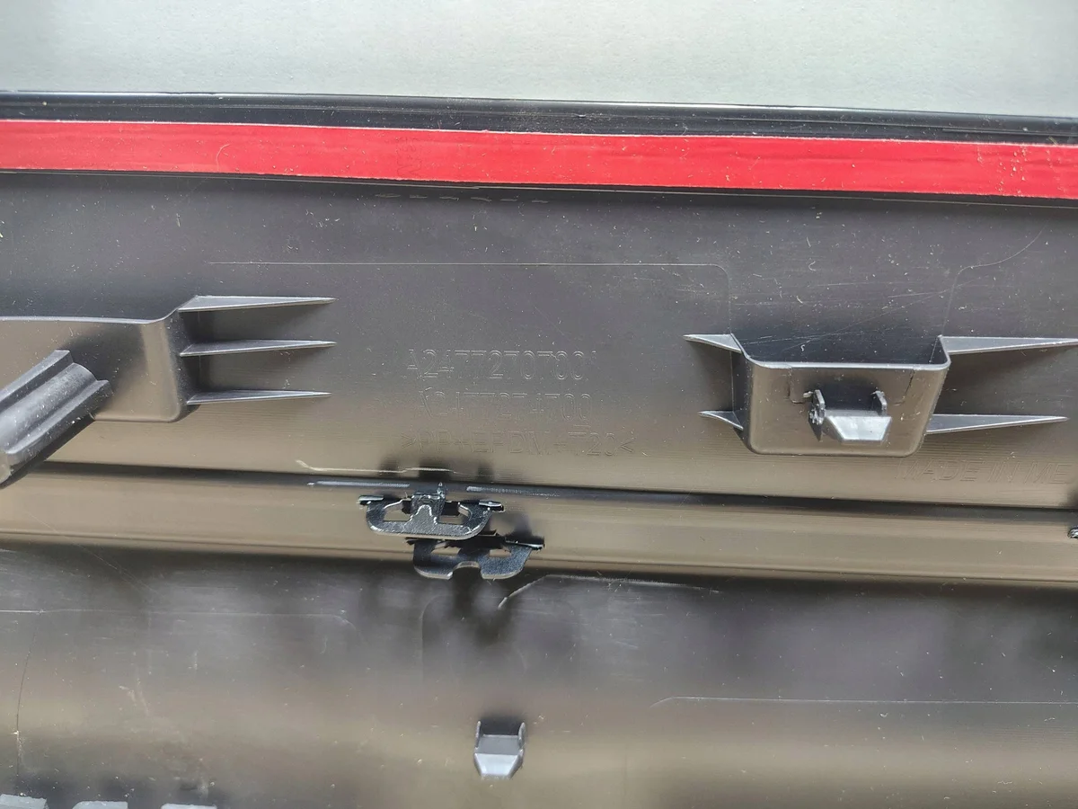 Zierleiste Tür vorne links Mercedes GLB X247 image 3
