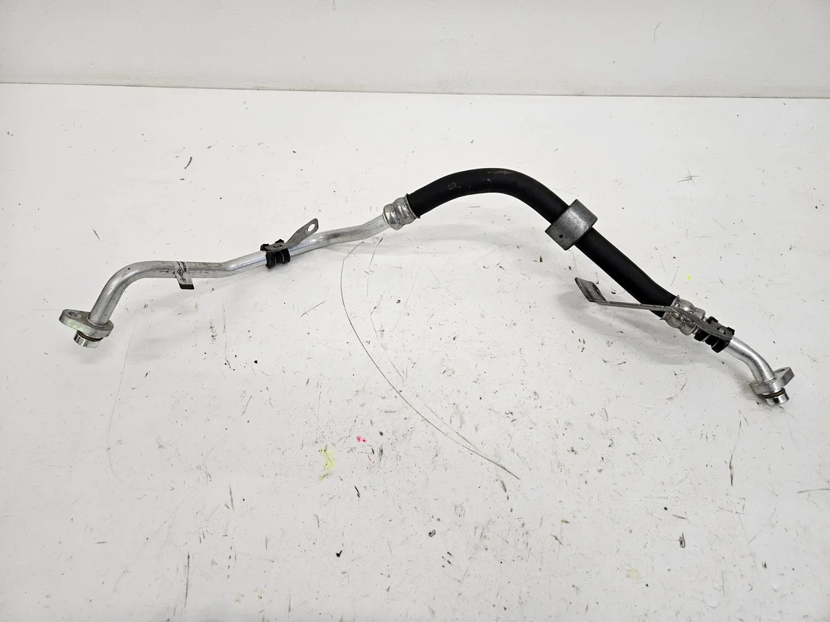 Renault Captur II Klimaanlage Leitung 924548533R image 2