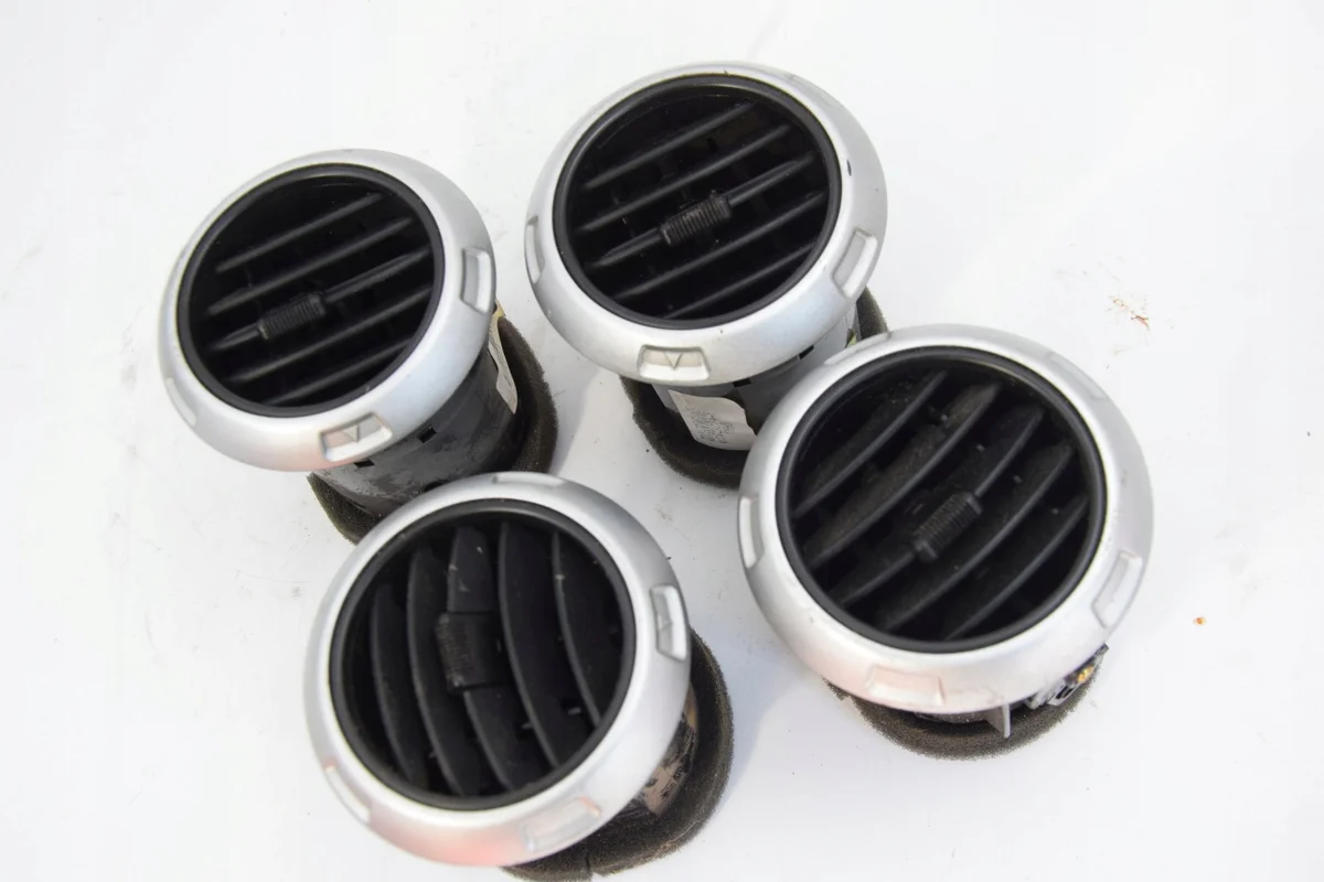 SsangYong Actyon Griglia Ventilazione Rotonda Usata