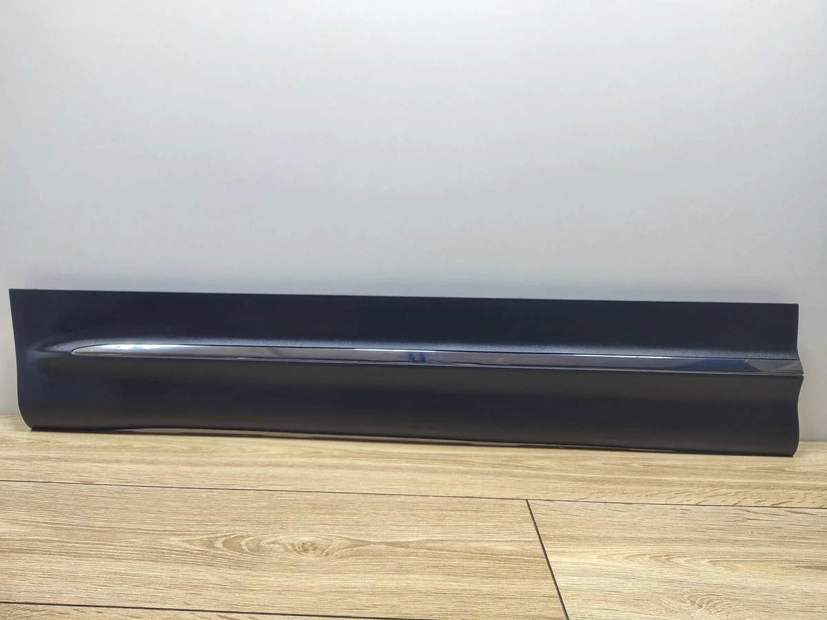 Zierleiste Tür vorne links Chrom GLB W247 X247