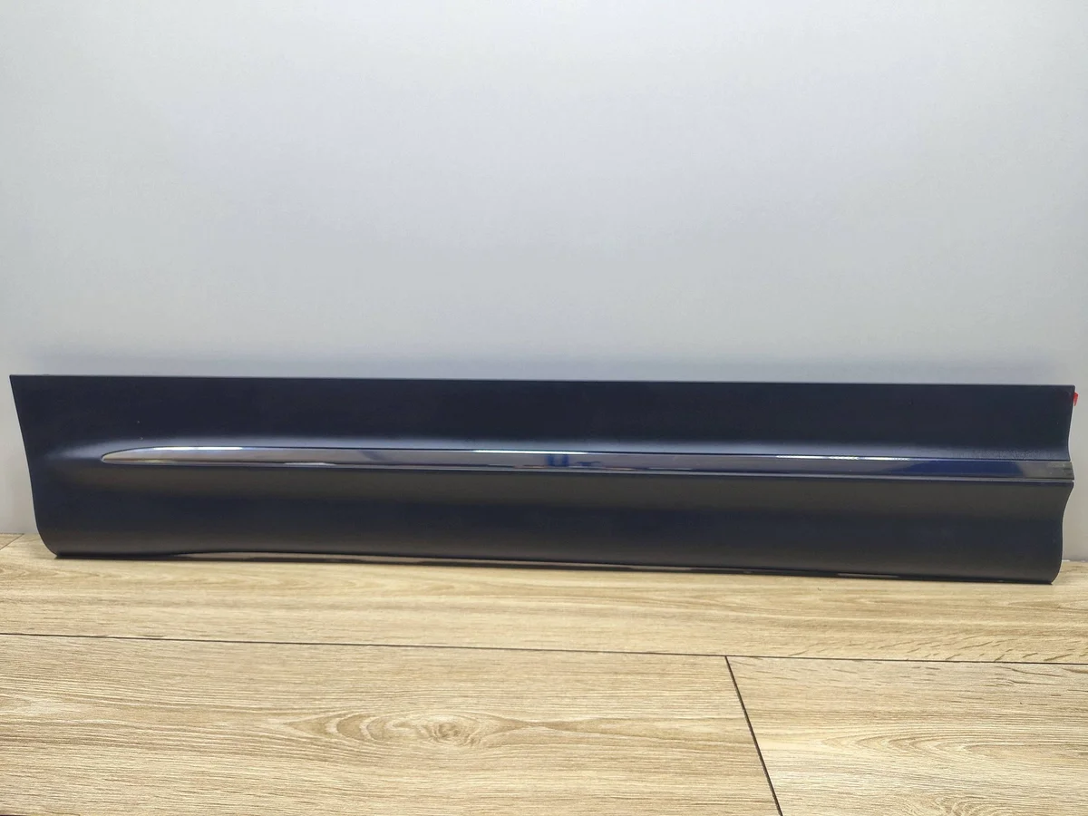 Zierleiste Tür vorne links Chrom GLB W247 X247