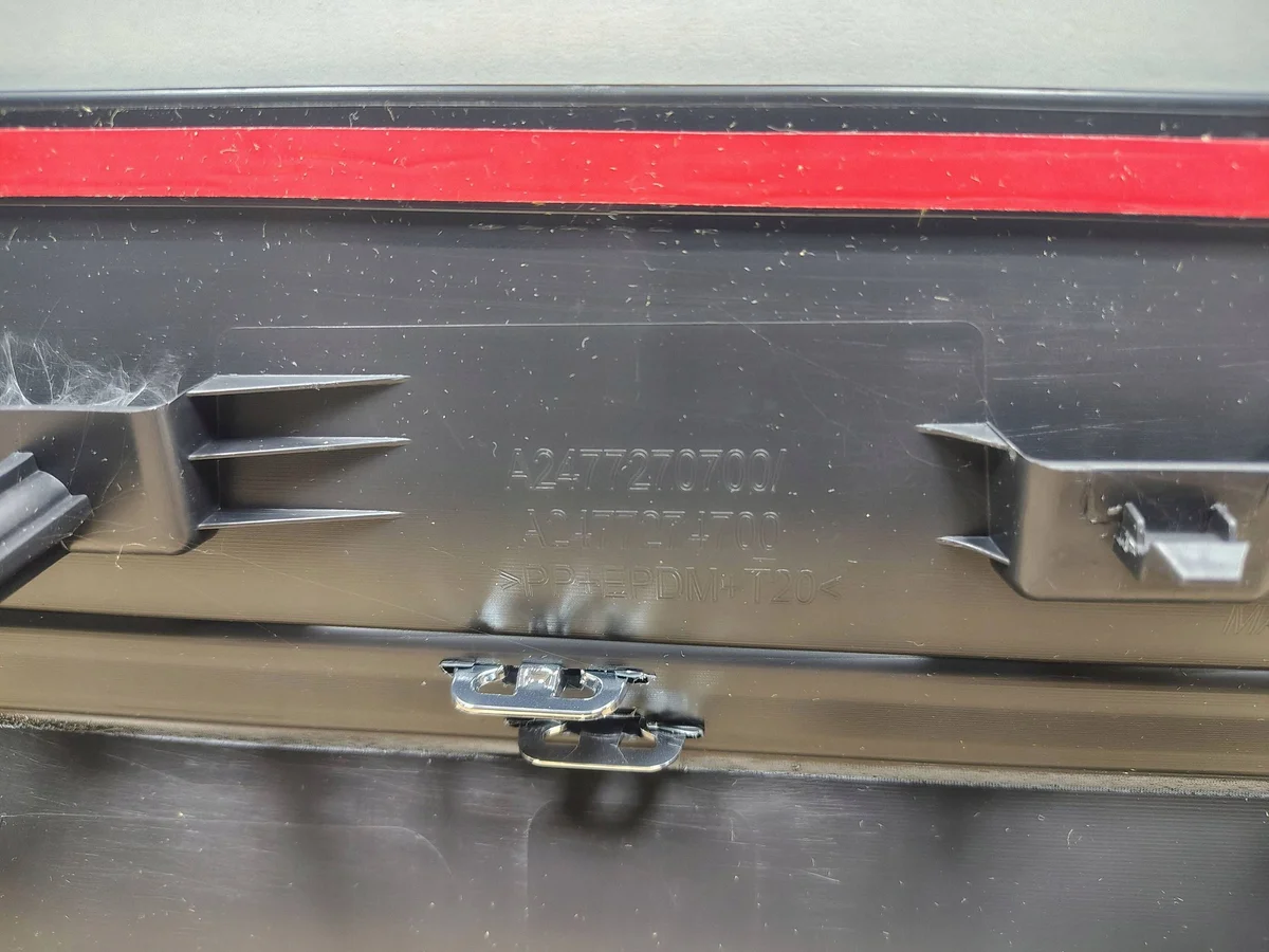 Friso Porta Esquerda Mercedes GLB W247 X247 image 3