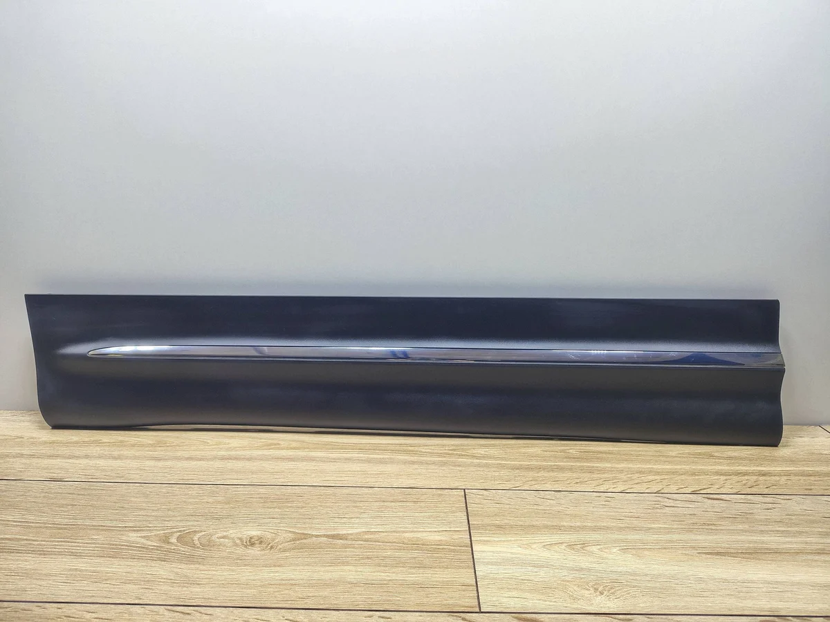 Zierleiste Tür vorne links Chrom GLB W247 X247