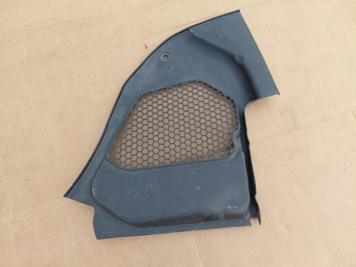 Cubierta Esquina Parabrisas BMW Serie 5 G30 G31