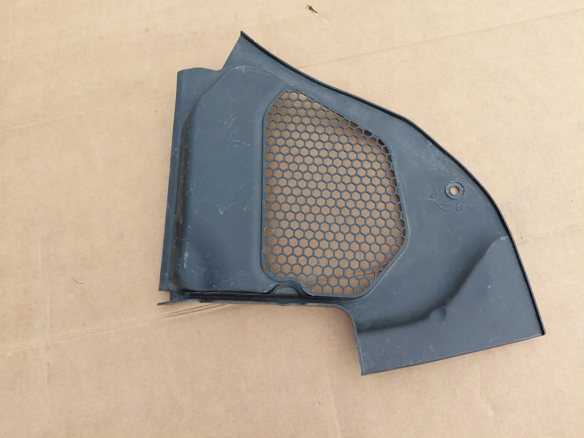 Abdeckung Windlauf BMW 5 G30 G31 Gebraucht image 4