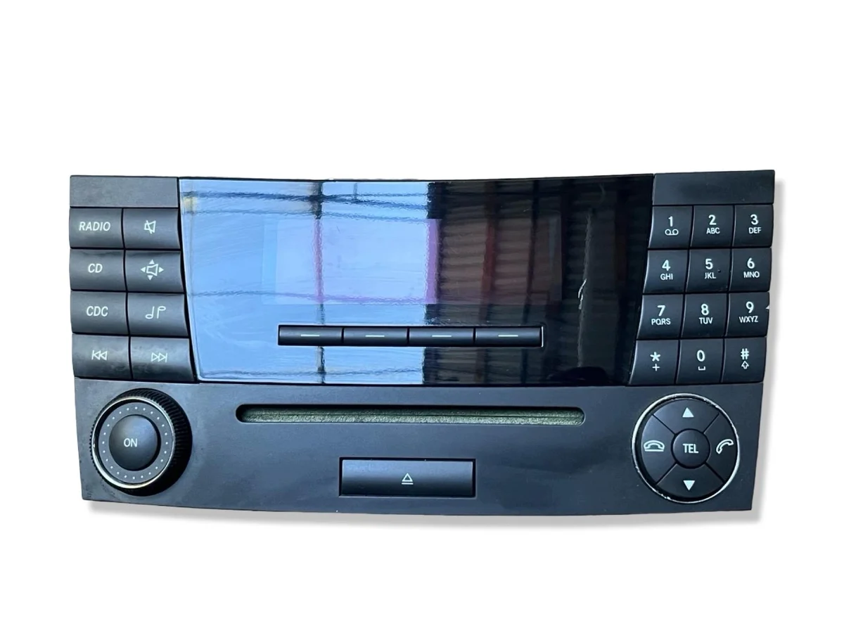 Rádio Mercedes-Benz E W211 Facelift 2008 A2118702889