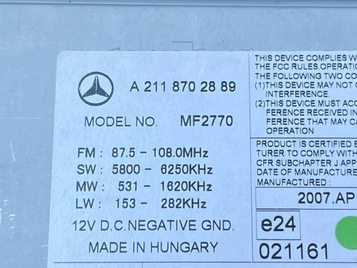 Radio Mercedes-Benz E W211 Facelift A2118702889 image 8