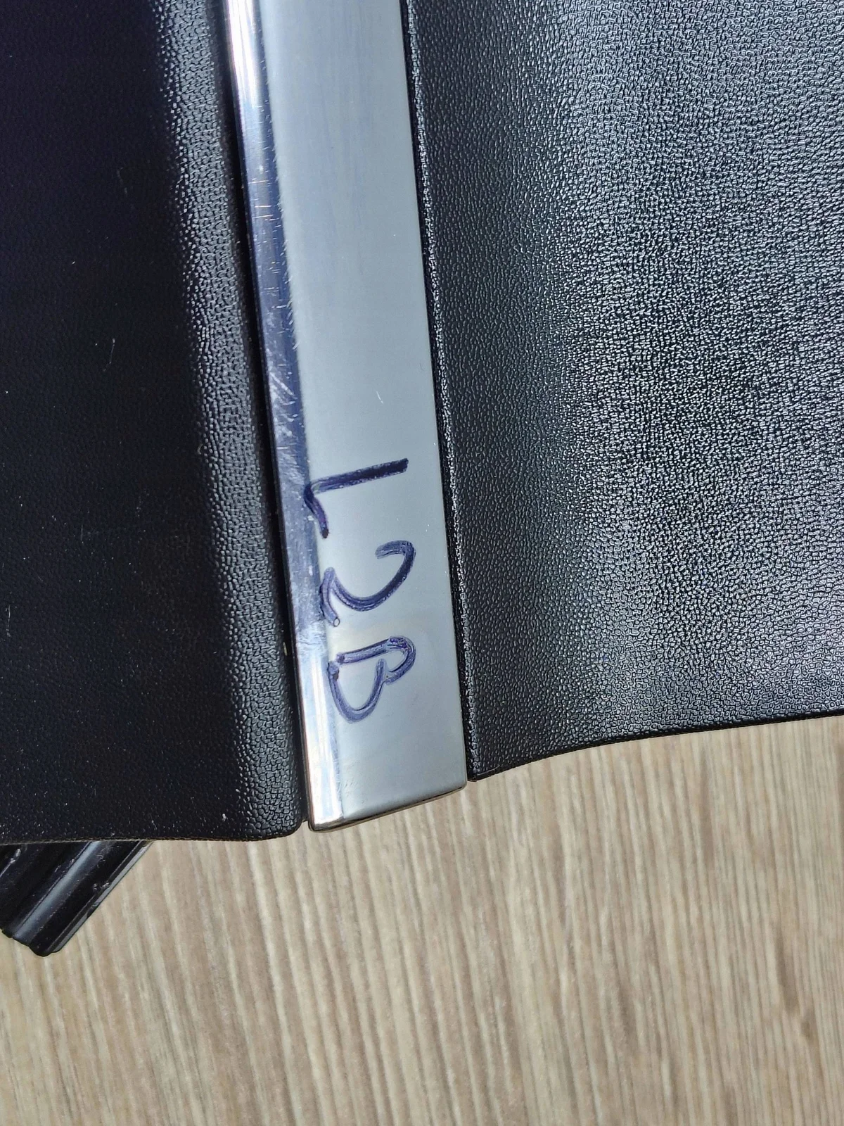 Zierleiste Tür Chrom Links Vorne Mercedes GLB image 4