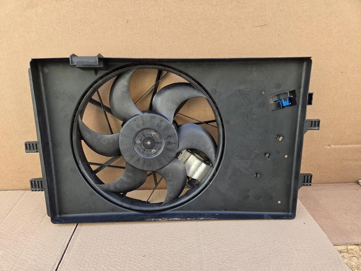 Ventilador Radiador Mercedes A W169 1.7 Usado