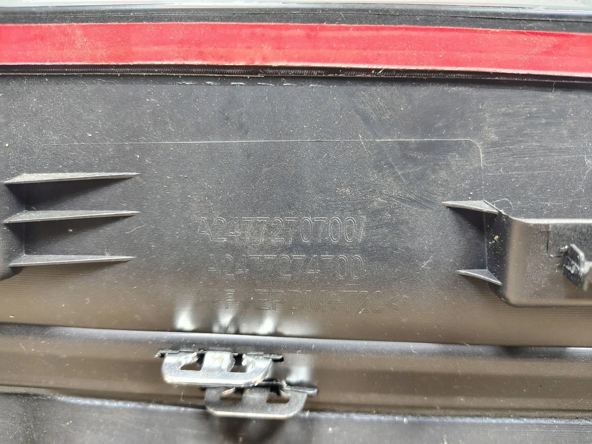 Chromleiste Tür vorne links GLB X247 EQB image 4