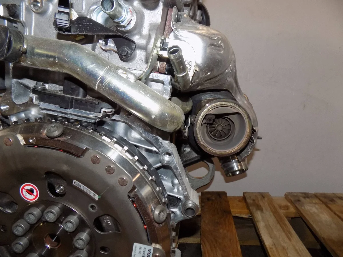Volvo XC60/XC90 T8 B4204T56 Motor image 9
