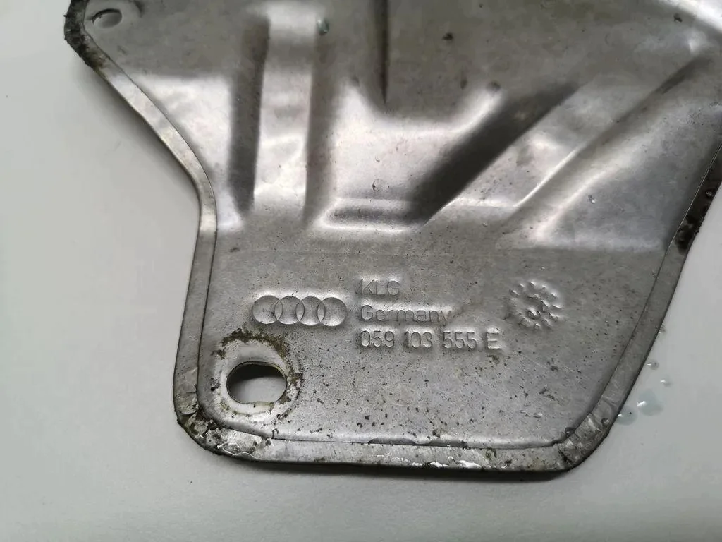 Audi 059103555E Hitzeschutzblech 3.0L Diesel thumbnail 4