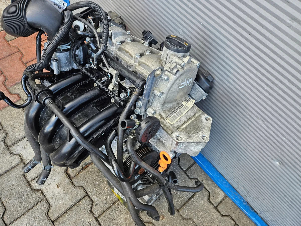 VW Polo Fox Skoda Audi Seat Motor 1.2 6V CHF image 10
