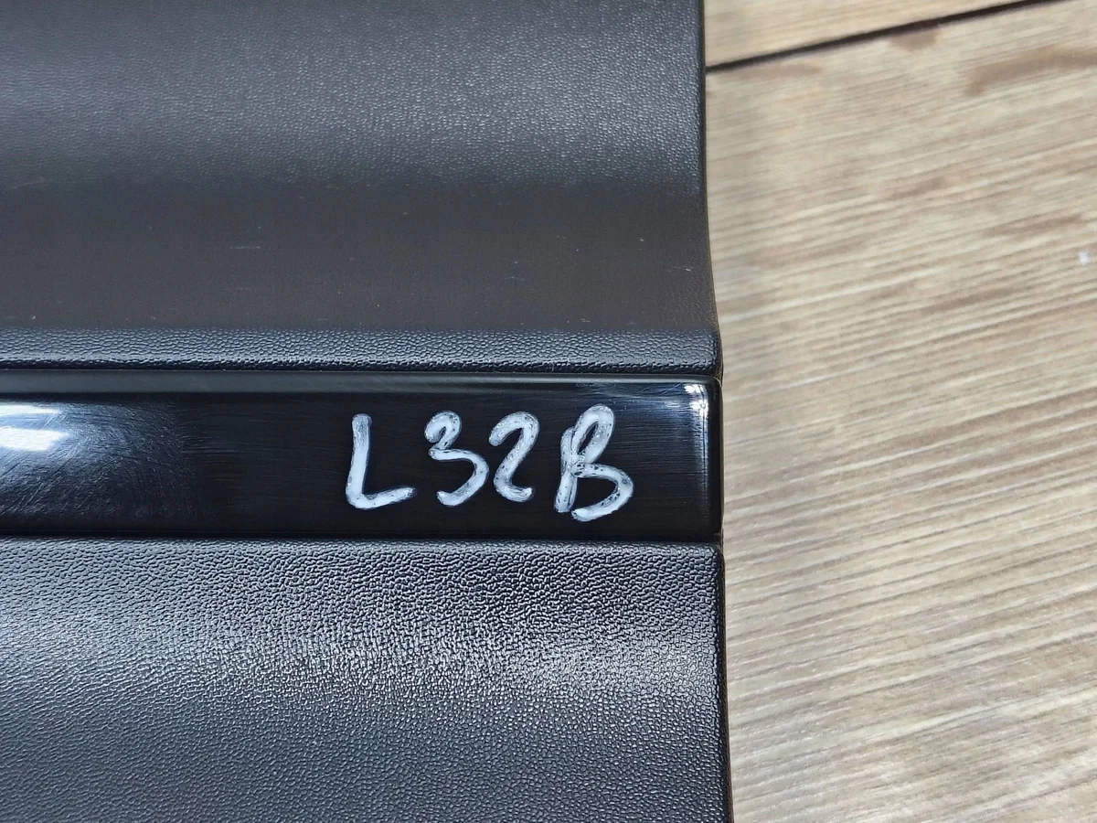 Chromleiste Tür Rechts Vorne Mercedes GLB X247 image 3