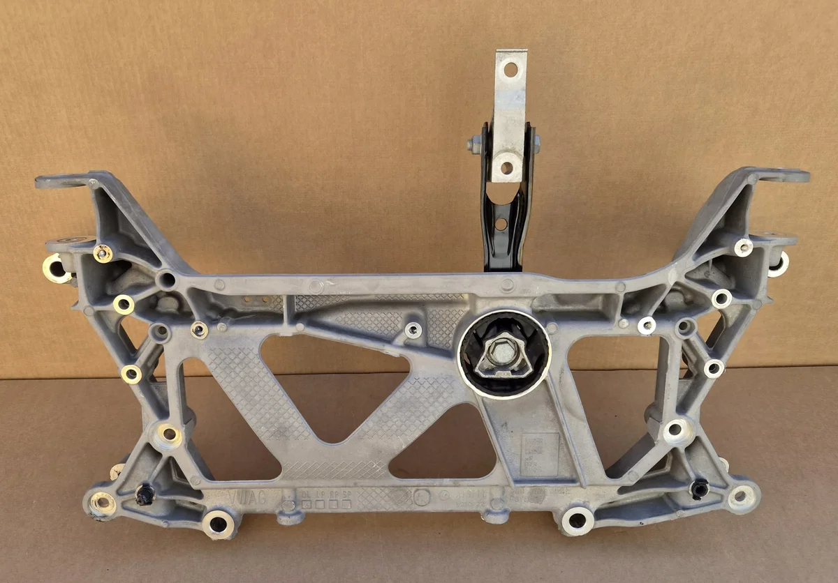 Soporte Motor Superb III Kodiaq Arteon VAGG 3Q0199369E image 6