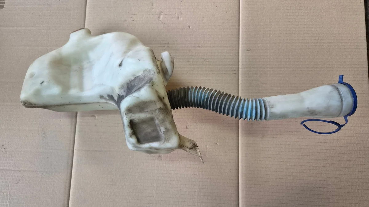 Reservatório Limpador Peugeot 307 2.0 16V Usado