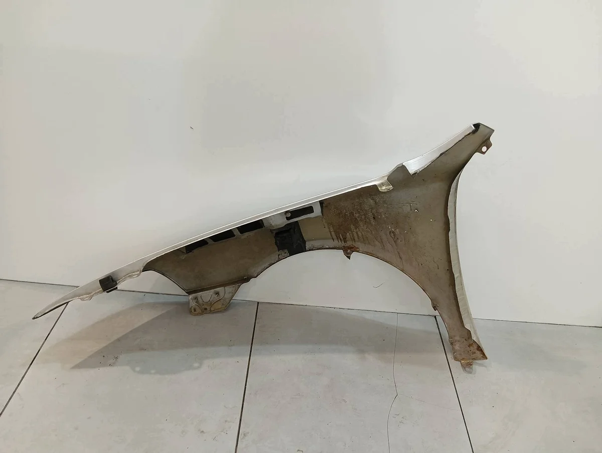 Fender delantero derecho Skoda Octavia II usado image 9