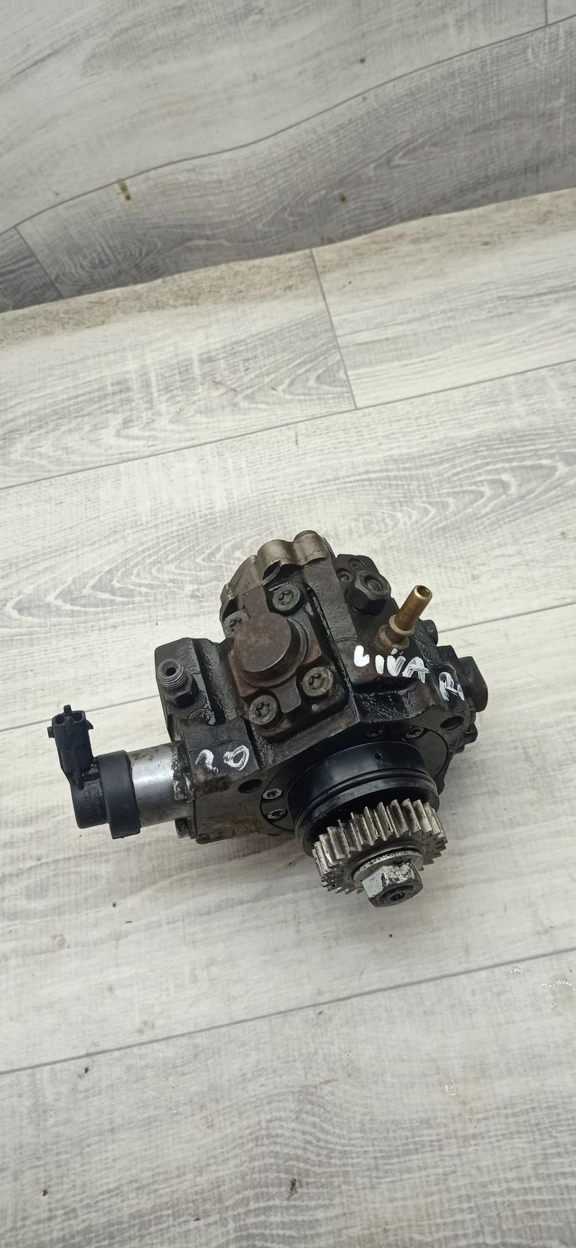 Bomba Inyectora 2.0 DCI Opel Vivaro 0445010170