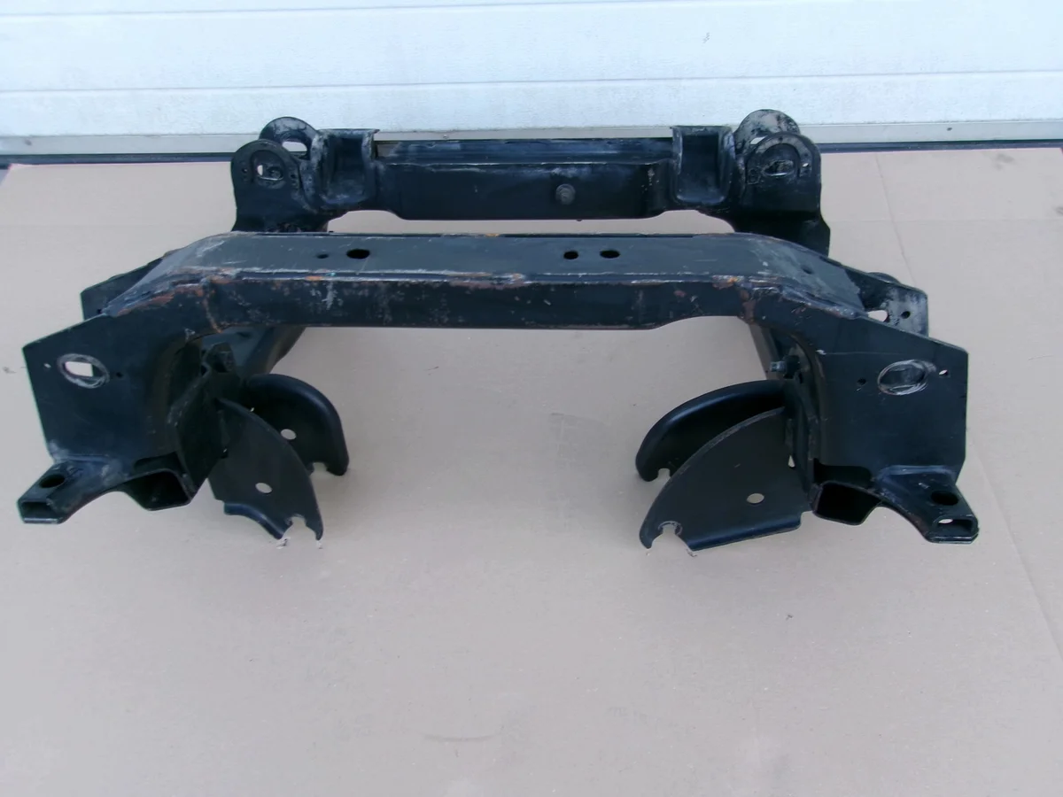 Jeep Cherokee KJ etu alatukivarsi thumbnail 3