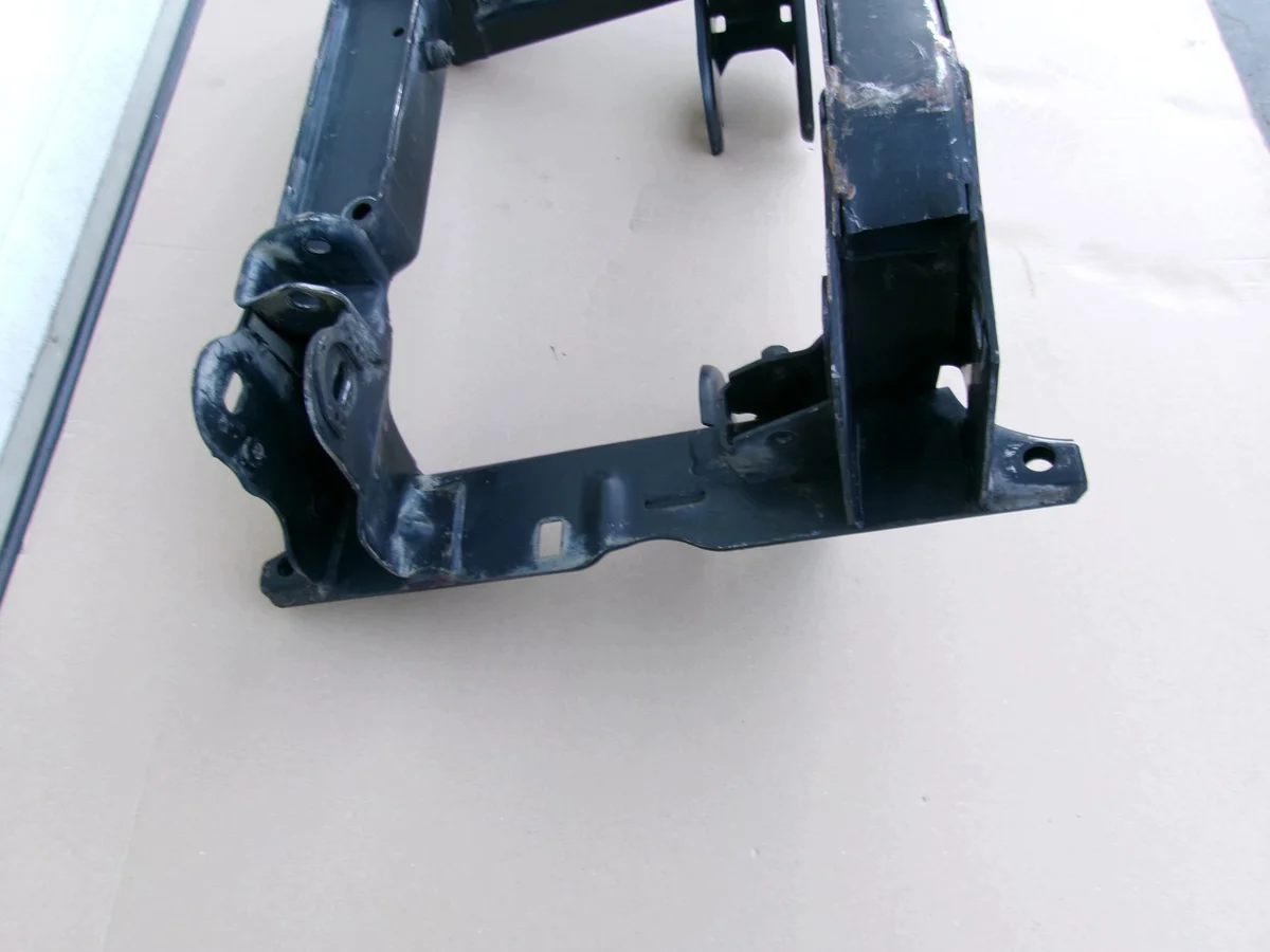 Jeep Cherokee KJ etu alatukivarsi thumbnail 5