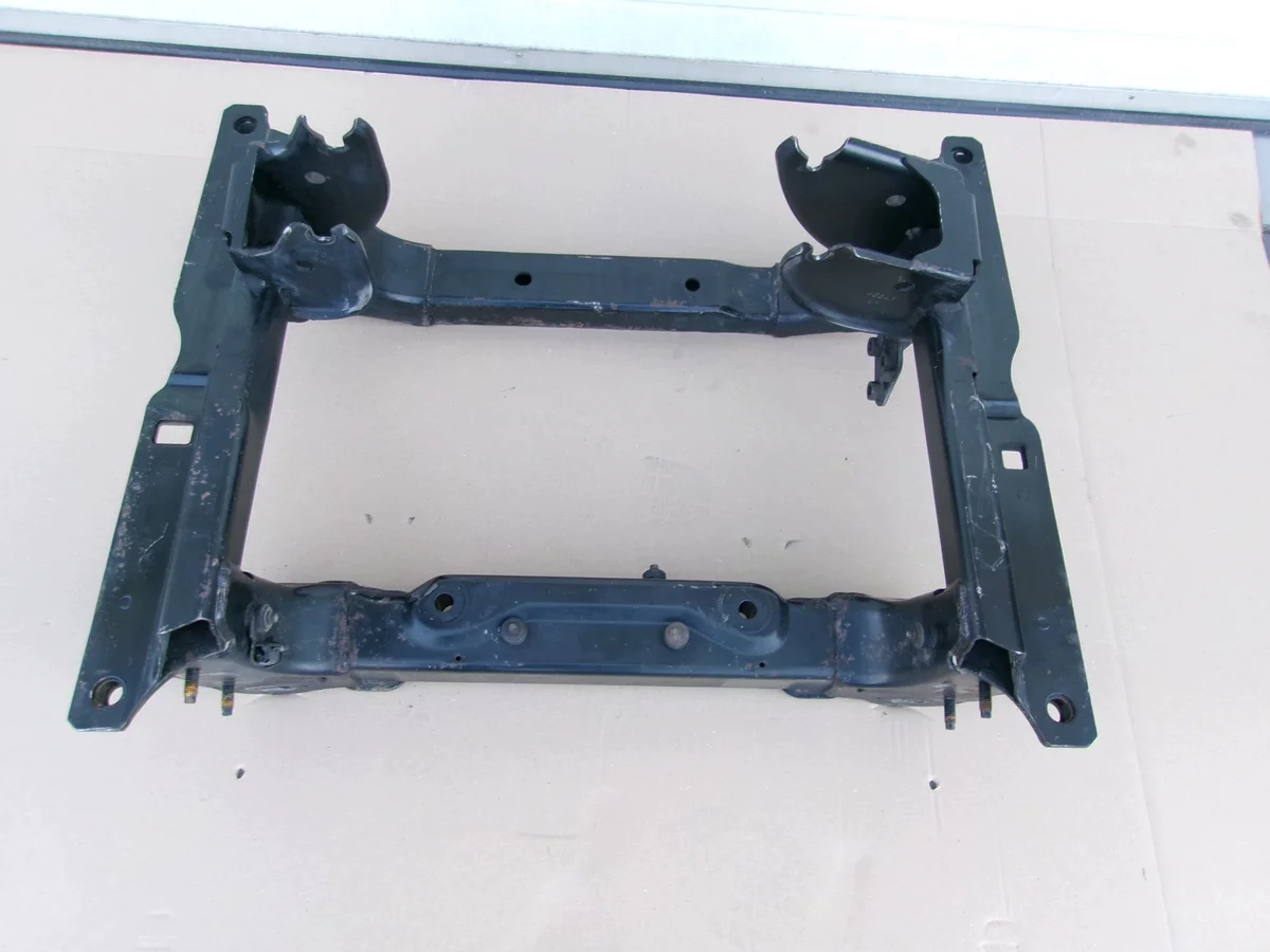 Jeep Cherokee KJ etu alatukivarsi thumbnail 8