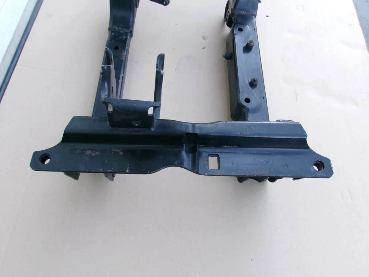 Jeep Cherokee KJ etu alatukivarsi thumbnail 10