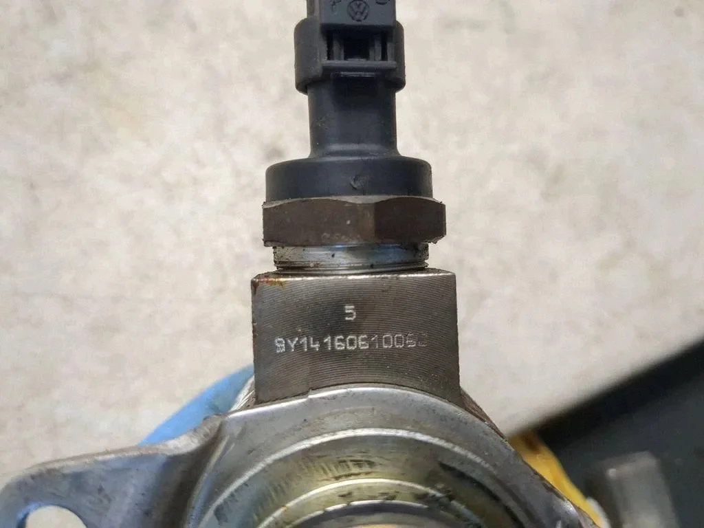 Kraftstoffpumpe SKODA OCTAVIA II Combi (1Z5) 1.4L image 3