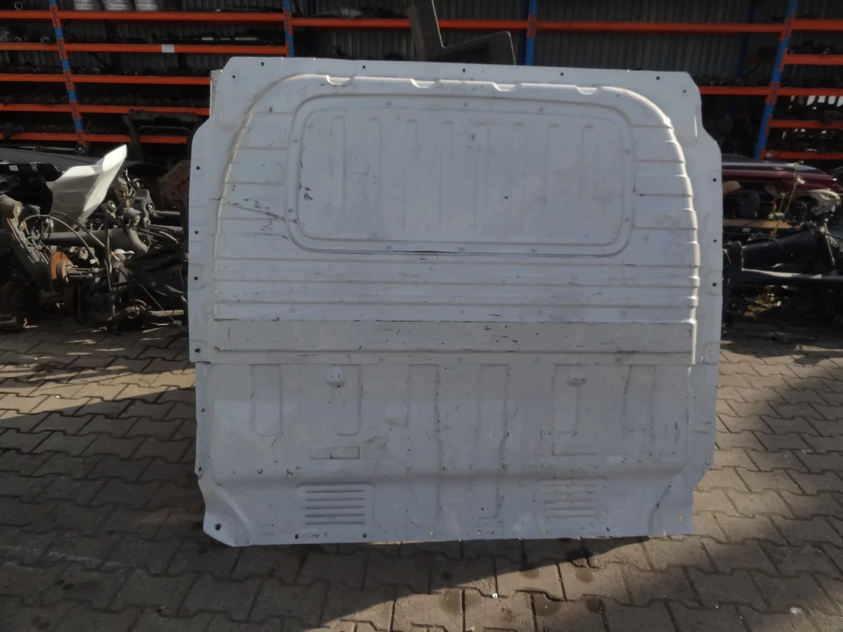 MAXUS DELIVER 9 2024 - Painel Divisória