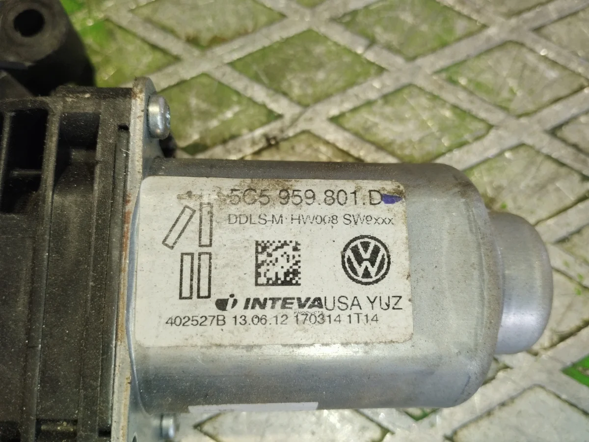 Motor Vidro Elétrico VW Beetle Esquerdo Usado image 3