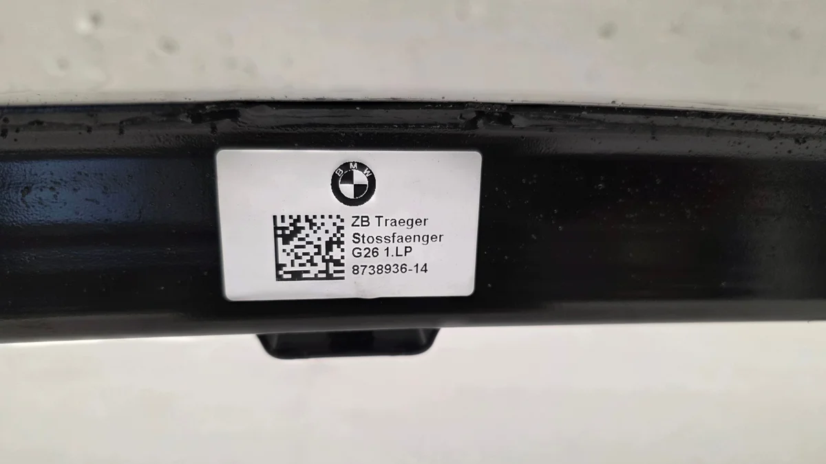 BMW i4 G26 LCI Viga Parachoques Delantero image 6