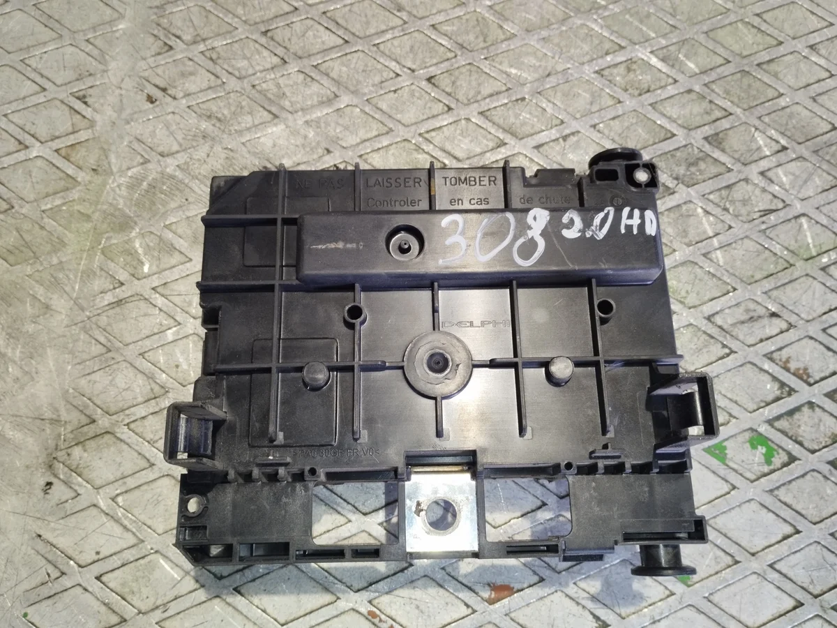 PEUGEOT CITROEN Sicherungskasten BSM 9675878280 image 3