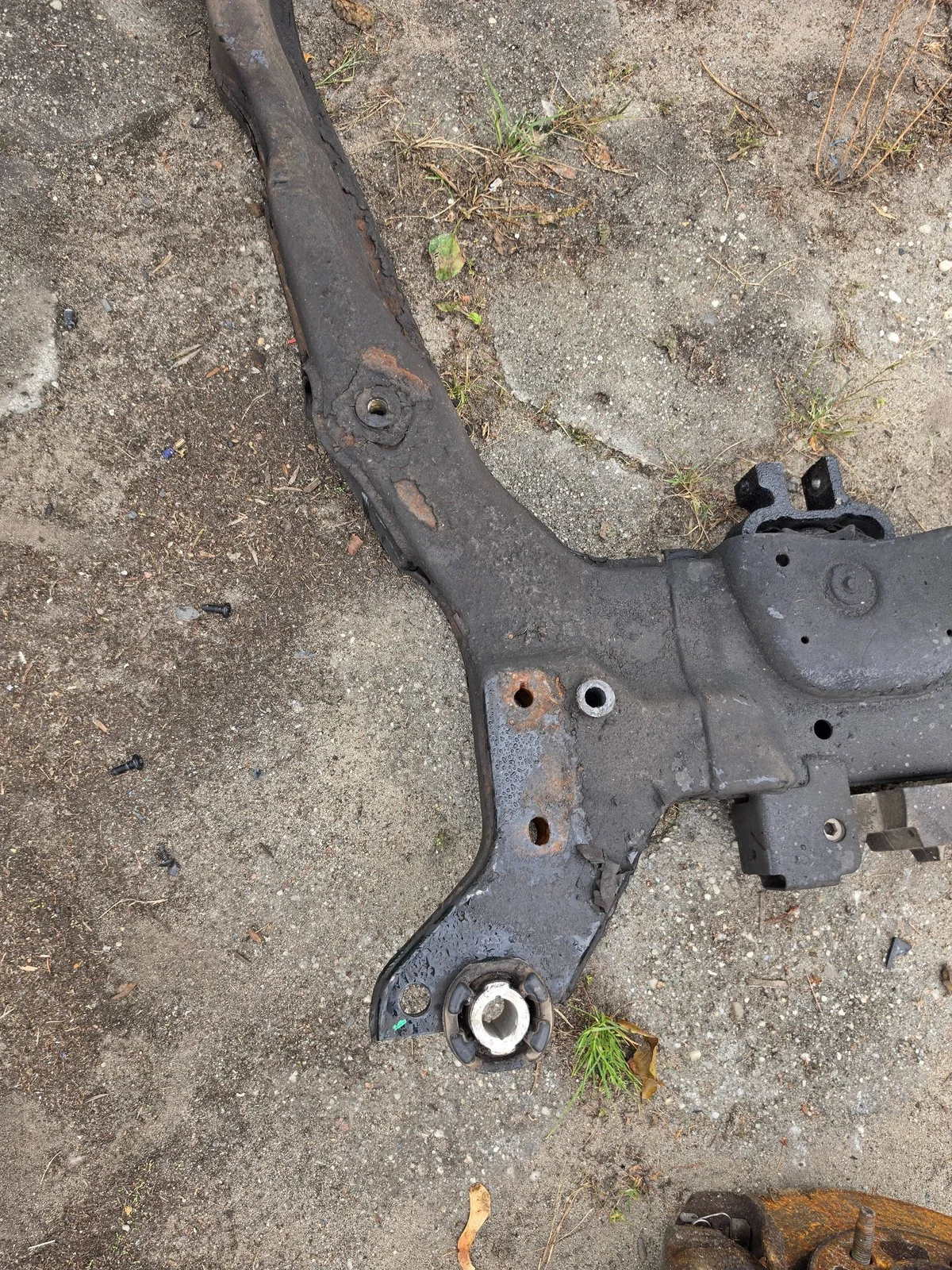 Ford Mondeo MK5 V Achsträger vorne gebraucht image 6