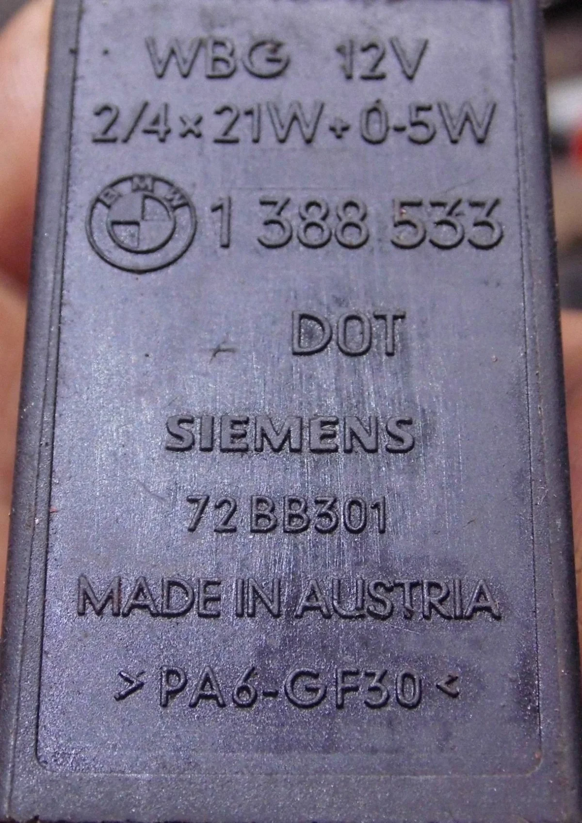 BMW 3 E36 Turn Signal Relay 1388533 image 3