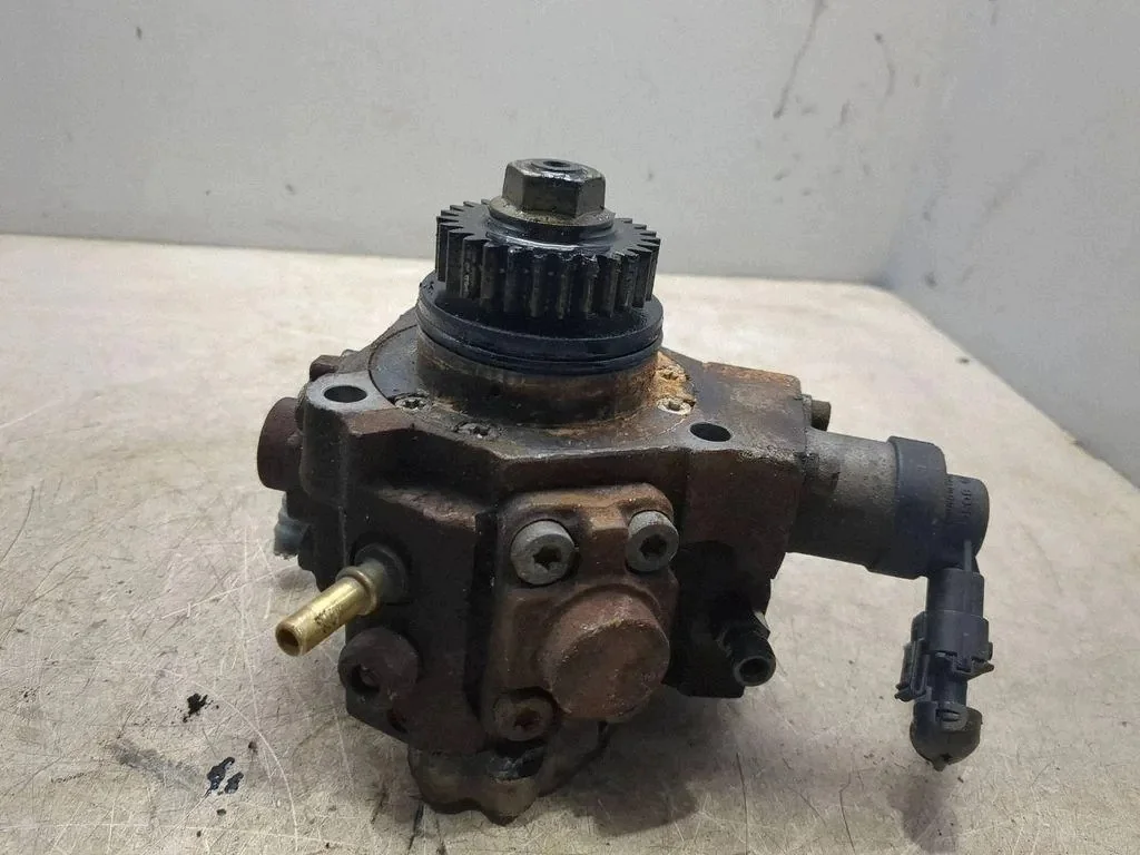 Kraftstoffpumpe Opel Vivaro 2.0 Diesel image 4