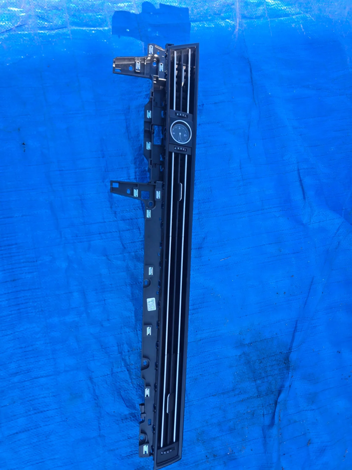 VW Dashboard Air Vent Grille 3G1858416F