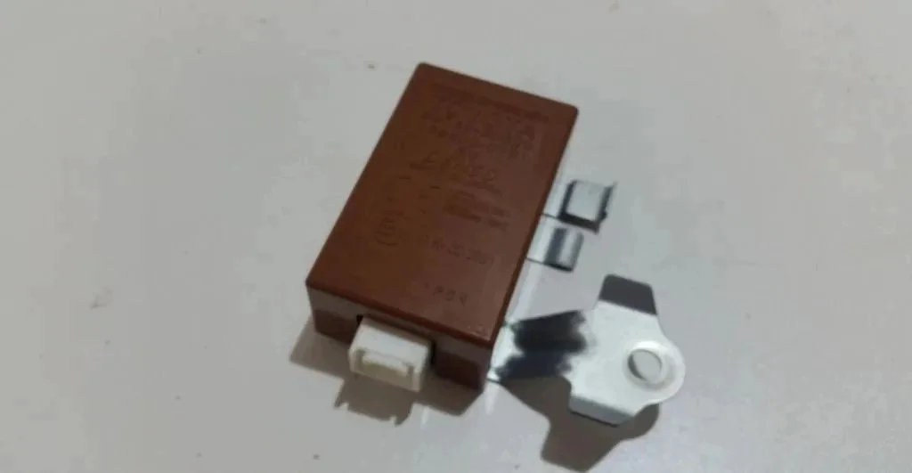 Banden Druksensor Lexus GS III 8976030020 image 7
